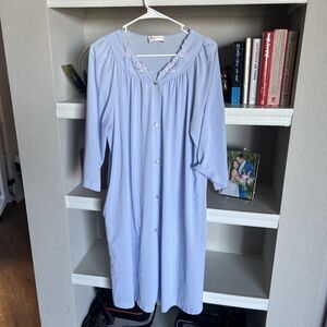 vintage shadowline light Blue  nylon maxi nightgown medium cottage granny